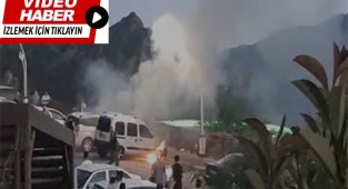 Park halindeki araç dakikalar içerisinde alevlere teslim oldu