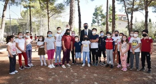 1,5 yıl sonra öğrencilerine kavuşan okullarda heyecan devam ediyor