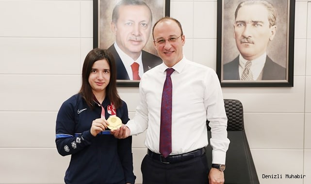 BAŞKAN ÖRKİ ŞAMPİYON SPORCUYU AĞIRLADI