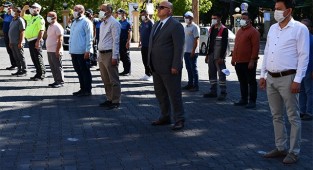 Buldan'da mütevazi kutlama