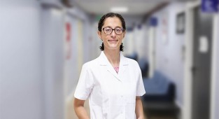 PROF. DR. SAÇAR'DAN 'AŞI OLUN' ÇAĞRISI