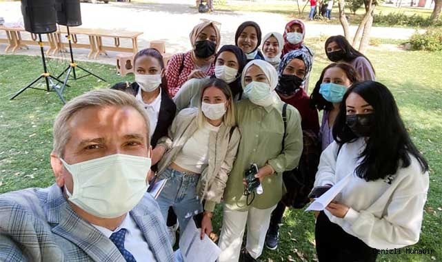 BAŞKAN ŞEVKAN ÜNİVERSİTE GENÇLERİYLE BULUŞTU