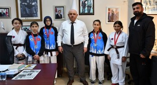 Buldan'a 1 altın, 4 gümüş 1 bronz madalya ile döndüler