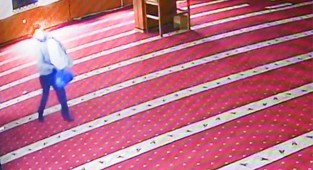 Cami'den halı çalan hırsız İzmir'de yakalandı