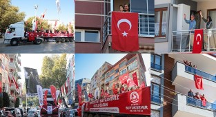 Cumhuriyet Bayramı TIR'ıyla bayram coşkusu tüm kenti sardı