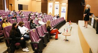 DENİB Akademiden ‘Etkili Raporlama ve Geri Bildirim Verme Eğitimi’