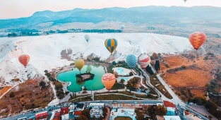 PAMUKKALE SEMALARINDA CUMHURİYET COŞKUSU