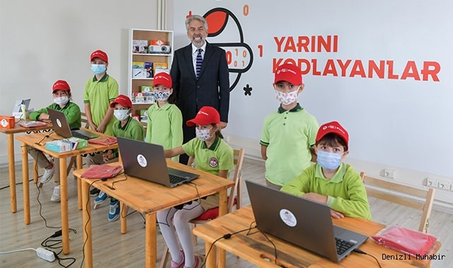 'Yarını kodlayanlar' projesinden 30 il’e teknoloji sınıfı