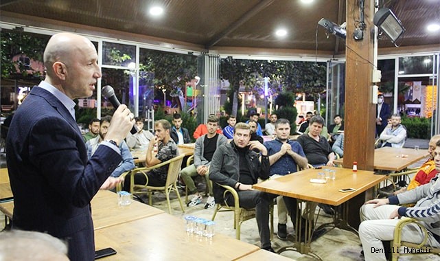 Başkan Özbaş'tan futbolculara moral yemeği