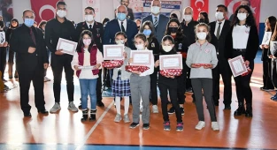 Büyük Önder Atatürk, törenlerle anıldı