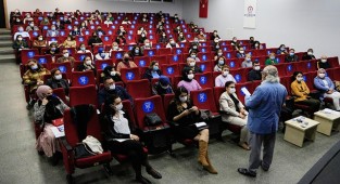 Büyükşehir'den teknoloji bağımlılığı eğitimi