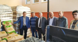 Hububat üreticilerine buğday tohumu dağıtıldı