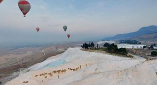 Özel sporcular balonda Pamukkale'yi semadan gördü
