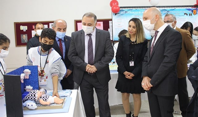 Sarayköy’de 4006 TÜBİTAK Bilim Fuarı açıldı