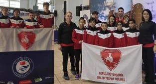 Bizim Çocuklar madalya almaya doymuyor