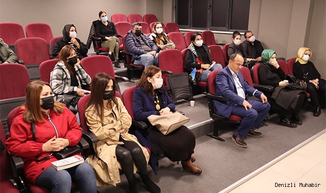 DENİZLİ ÇÖZÜM KOLEJİ VELİLER VE ÇOCUKLARI ARASINDA KİTAP BAĞI KURUYOR