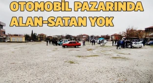 Fiyat belirsizliği otomobil pazarını boş bıraktı