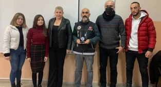 Honaz MYO’da Uyuşturucuyla Mücadele ve Farkındalık Konferansı Düzenlendi