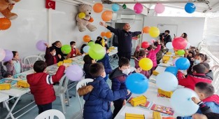 “Motivasyon Tırı” ilkokul öğrencileriyle buluşuyor
