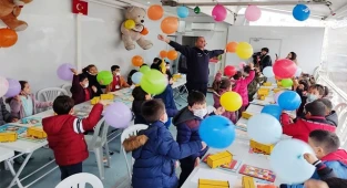 “Motivasyon Tırı” ilkokul öğrencileriyle buluşuyor