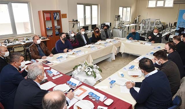 Okullarda mesleki eğitim çalıştayı devam ediyor