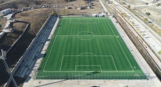AKKÖY VE AKVADİ STATLARINA FİFA SERTİFİKASI