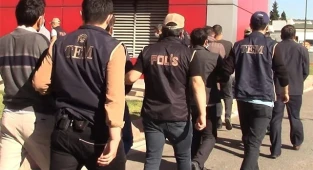 Denizli’de DEAŞ ve FETÖ operasyonu