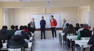 Gençlik ve spor akademisi gençlere umut oldu