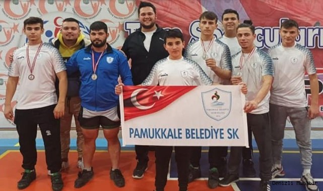 PAMUKKALE BELEDİYESPOR HALTERCİLERİ TÜRKİYE ŞAMPİYONASINDA DERECE PEŞİNDE