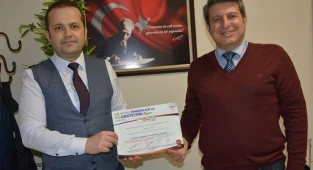 PAÜ Hastanesi sözlü sunumda ödül aldı