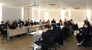2021 yılında 99 bin 949 hastaya ambulans görevlendirildi