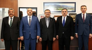 Büyükelçi Mammadov’dan PAÜ’ye Ziyaret