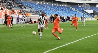 Denizlispor, Adanaspor ile golsüz berabere kaldı