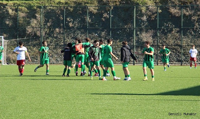Denizlispor’un gençleri erteleme maçlarında Menemen engelini rahat geçti