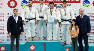 Judoda yeni madalyalar geldi