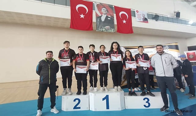 PAMUKKALE BELEDİYESPORLU DARTÇILAR FİNAL VİZESİNİ ALDI
