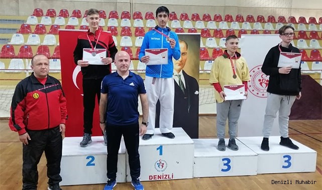 Pamukkale Belediyesporlu sporculardan 4 derece daha