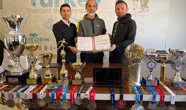 Parkurun tozunu Evteks Tekstil sponsorluğunda atacaklar