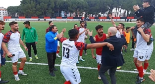 Sarayköyspor'dan evinde görkemli zafer