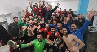 SARAYKÖYSPOR GÖZÜNÜ ZİRVEYE DİKTİ