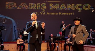 Türk müziğinin efsane ismi şarkıları ile anıldı