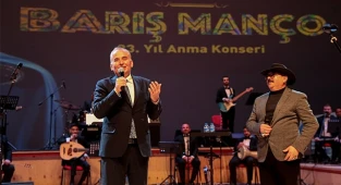 Türk müziğinin efsane ismi şarkıları ile anıldı