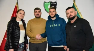 Tusha ile yollar ayrıldı