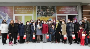 Doç. Dr. Atalay,Merkezefendili Kadınları Bilgilendirdi