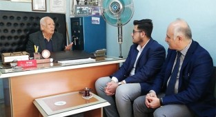 En yaşlı emlakçı ile en genç emlakçı bir araya geldi