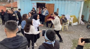 Hayri DEV'in oğulları çaldı, PAÜ'lü öğrenciler coştu