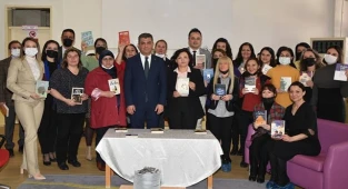 Kütüphaneleriyle Yaşayan Okullar