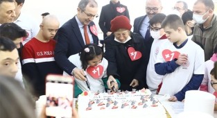 Özel günde anlamlı etkinlik