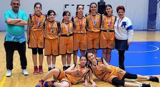 Potada yarı finali geçen kızlar, Denizli’ye şampiyonluk getirmek istiyor