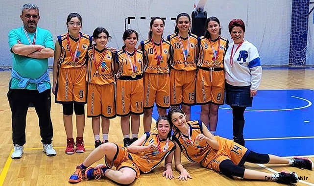 Potada yarı finali geçen kızlar, Denizli’ye şampiyonluk getirmek istiyor